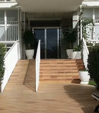 Apartment Parkview Near Beach
